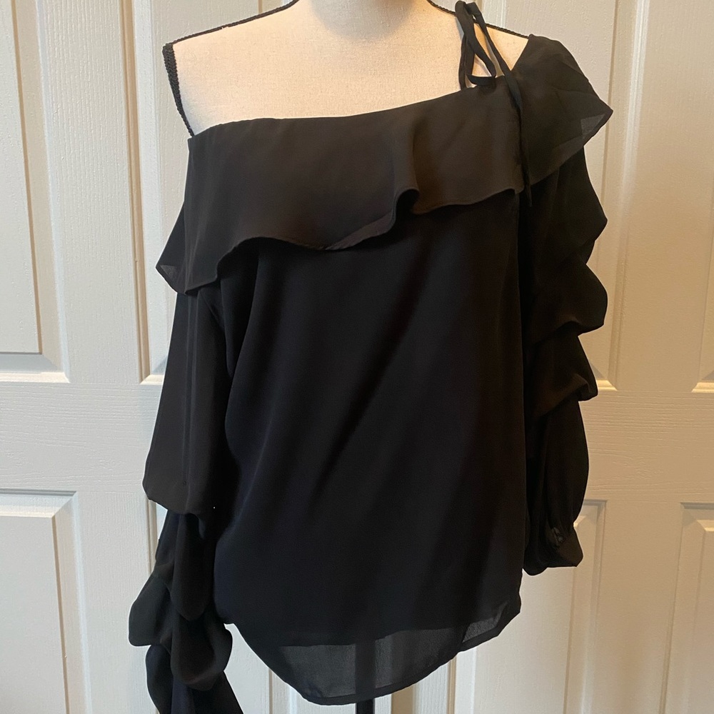 Off-Shoulder Ruffle Sleeve Top